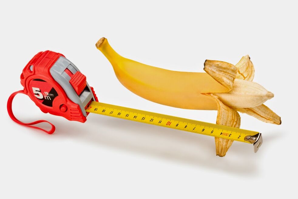 Measure the penis before enlarging it using the example of a banana